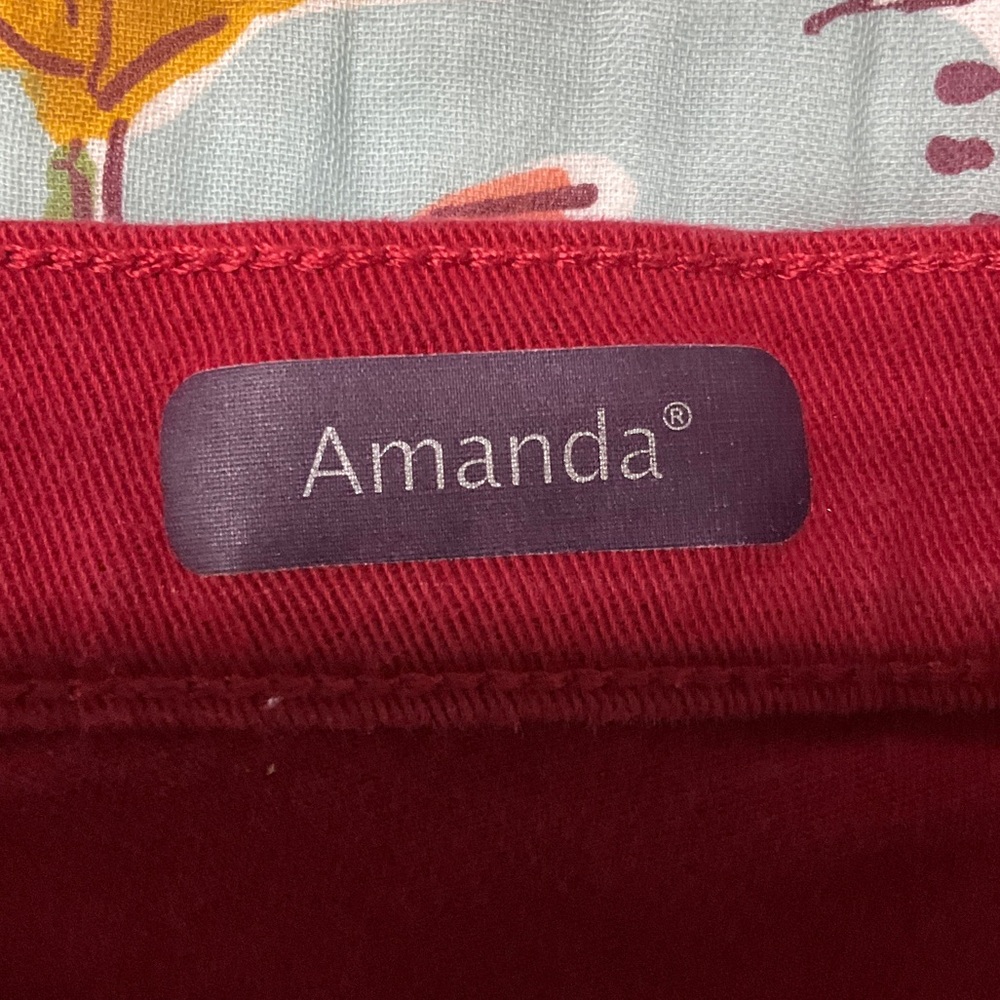 🔥Final Mark down! Gloria Vanderbilt Deep Red Straight Leg Jeans - Picture 4 of 12